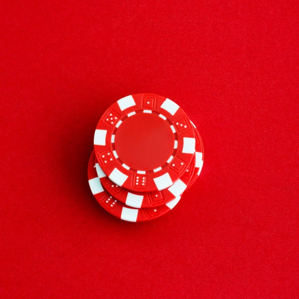 Andar Bahar: dealer places the middle card and begins dealing to left and right. Andar Bahar card dealing sequence