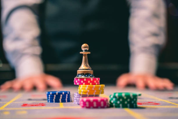 Hand settlement showing winner and payout amounts